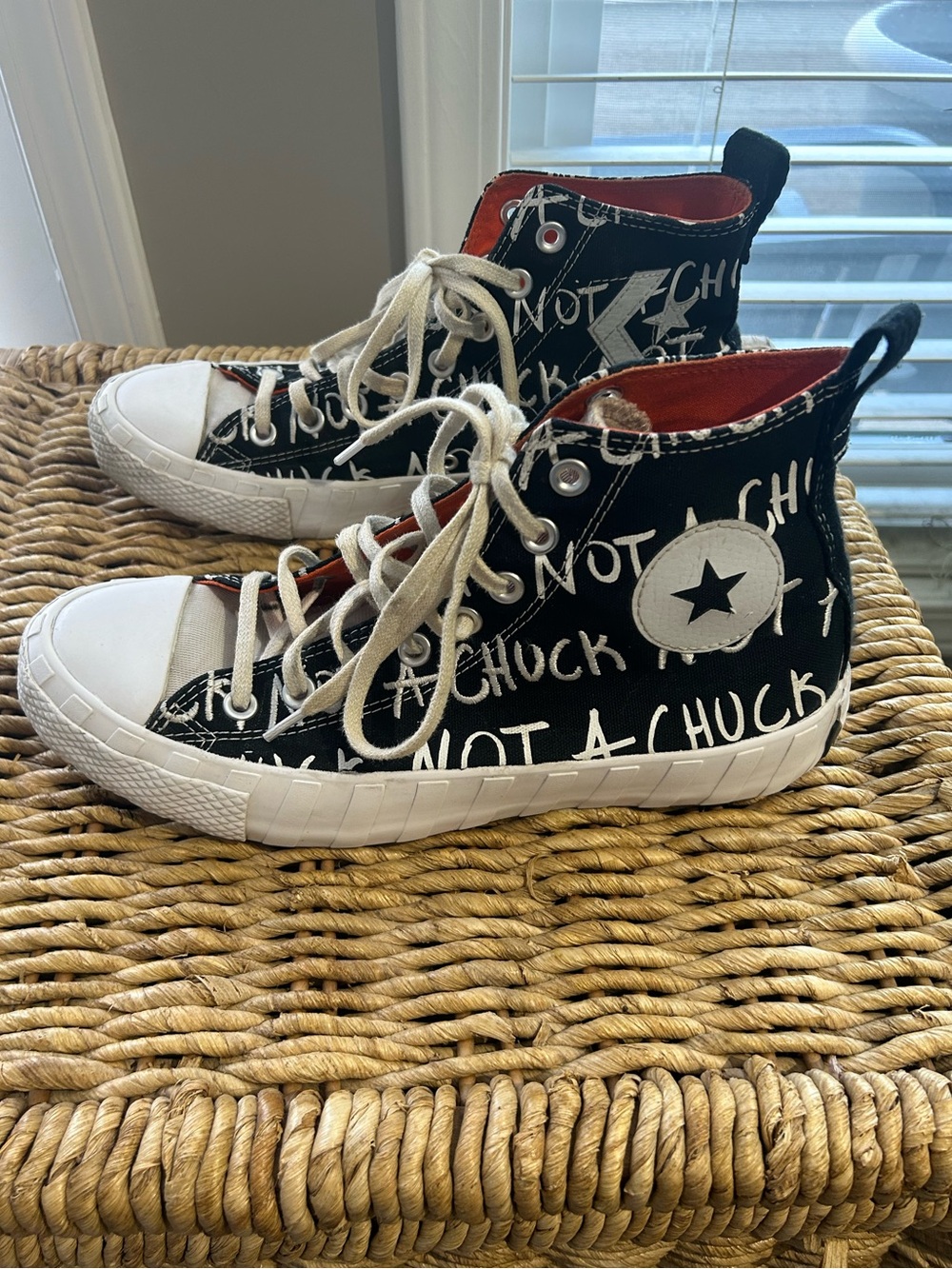 Converse Not a Chuck Mens Black High-Top Graphic Canvas Sneakers Size 8